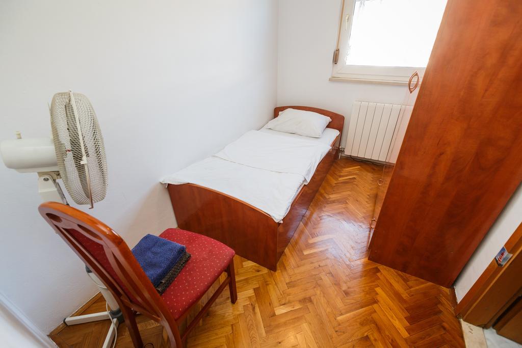 Guesthouse Varnica Kaštel Lukšić Zimmer foto